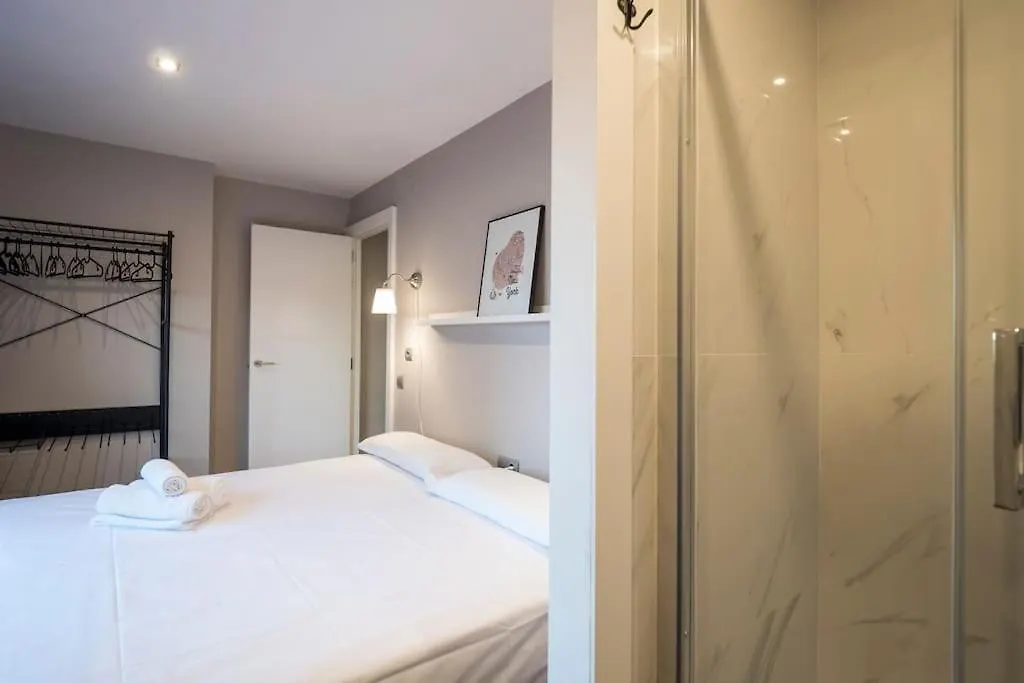 Bebarceloner Sant Andreu Apartments - 1 Bedroom With Terrace 0*, Barcelona